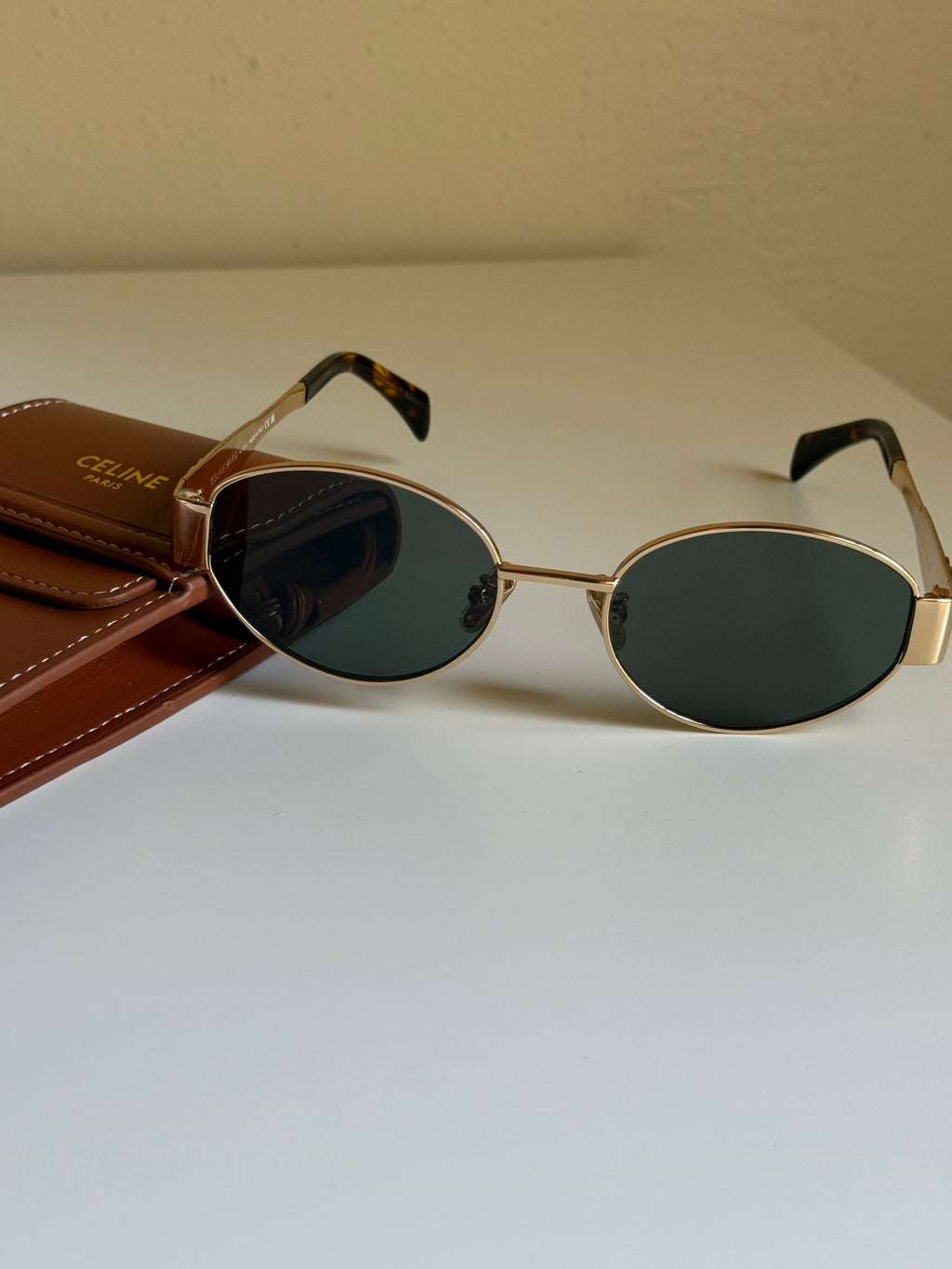 Crystal gold glasses