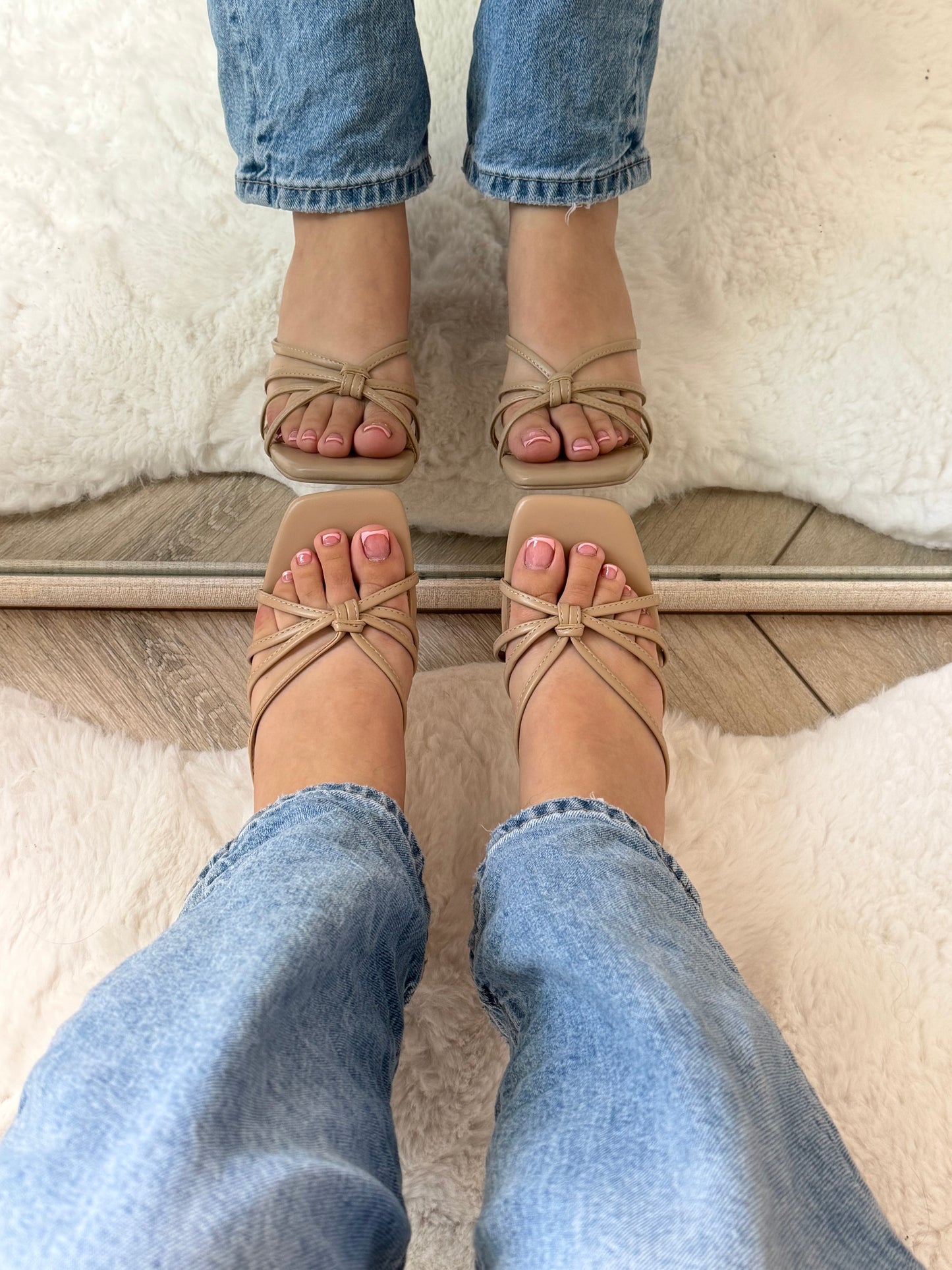 Mia nude heel