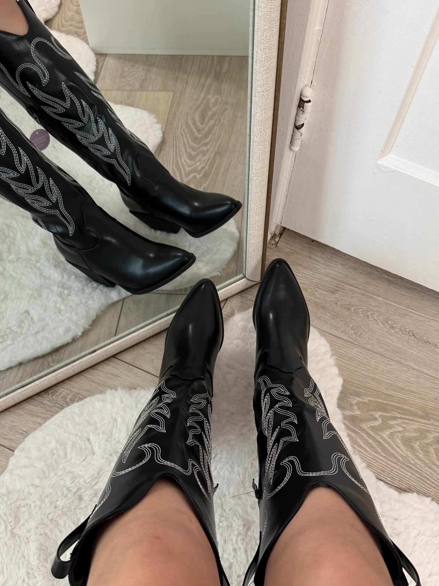 Vanesa Black Boots