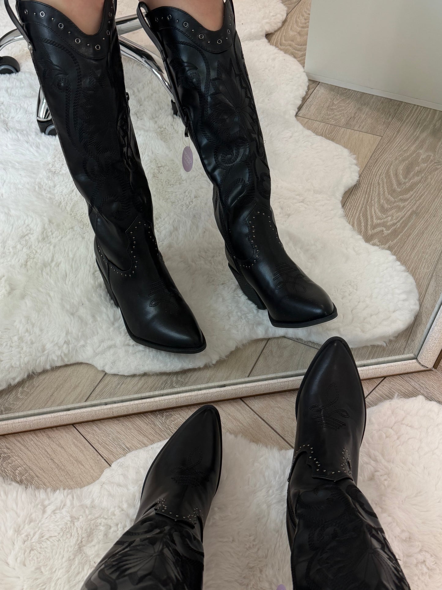 Wendy Black Boots