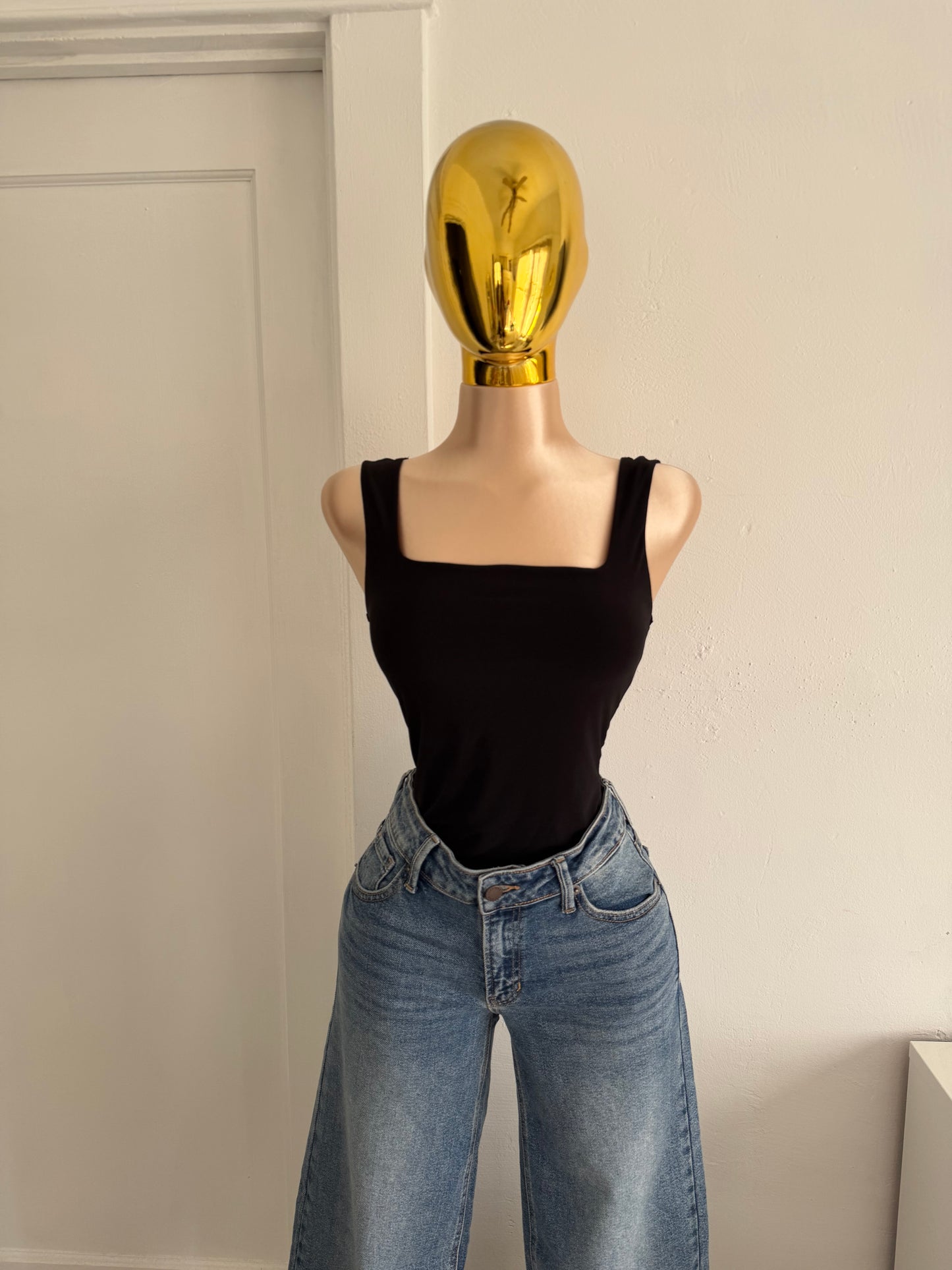 cami black top