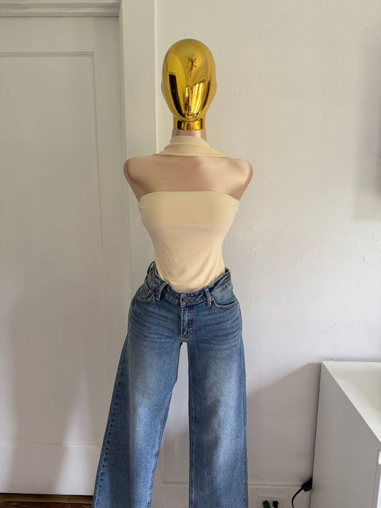 Leslie yellow top
