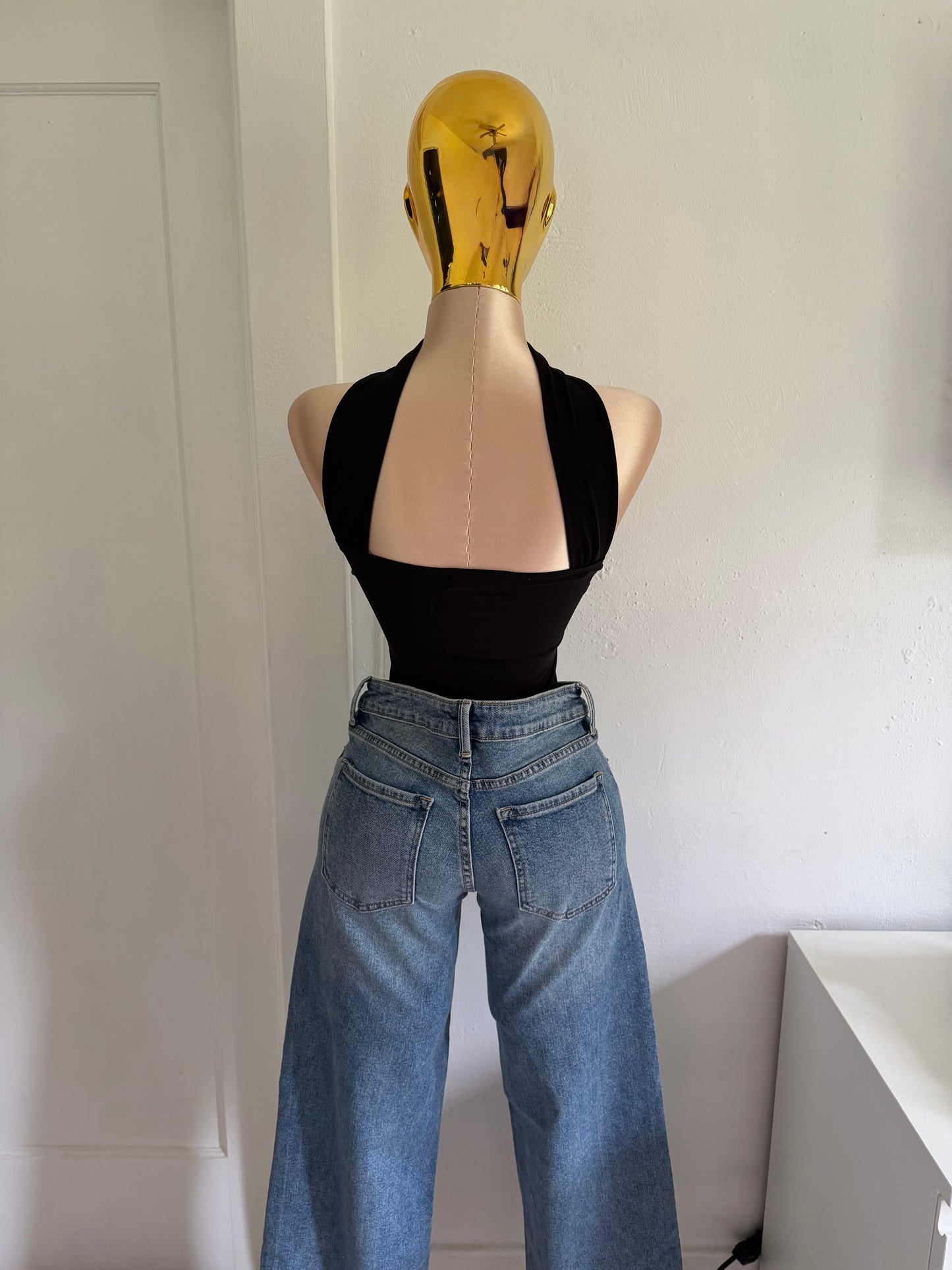 Leslie blk top
